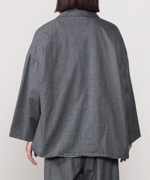 GALLEGO DESPORTES（ギャレゴデスポート）の「GALLEGO DESPORTES | ウールフランネル ボタンレスジャケット WOMEN（テーラードジャケット・レディース・グレー/ネイビー・S）」の10枚目の写真