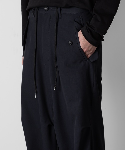 ATTACHMENT(アタッチメント)の「2/90 ウール トロピカル フィールドカーゴトラウザーズ / 2/90 WO TROPICAL FIELD CARGO TROUSERS(カーゴパンツ・メンズ・ブラック/ダークネイビー・3/2/1)」の9枚目の写真