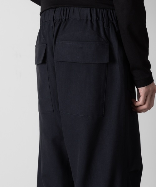 ATTACHMENT(アタッチメント)の「2/90 ウール トロピカル フィールドカーゴトラウザーズ / 2/90 WO TROPICAL FIELD CARGO TROUSERS(カーゴパンツ・メンズ・ブラック/ダークネイビー・3/2/1)」の10枚目の写真