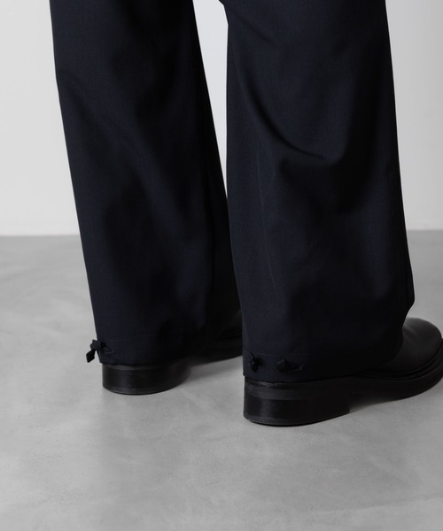 ATTACHMENT(アタッチメント)の「2/90 ウール トロピカル フィールドカーゴトラウザーズ / 2/90 WO TROPICAL FIELD CARGO TROUSERS(カーゴパンツ・メンズ・ブラック/ダークネイビー・3/2/1)」の12枚目の写真