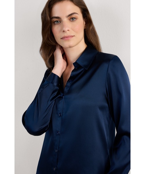 Intimissimi（インティミッシミ）の「シルク シャツ（シャツ/ブラウス・レディース・インディゴブルー/ワインレッド/スモークピンク/オフホワイト/アイボリー/キナリ/ブルー/ブラック/アーミー/グレイッシュブルー/ライトブルー/ダークベージュ/チャコールグレー・L/M/S）」の20枚目の写真