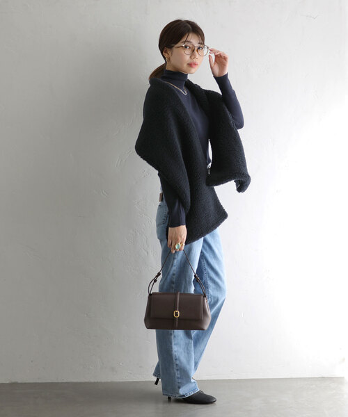 La TOTALITE(ラトータリテ)の「【LUMEN/ルメン】JORNAL SHOULDER BAG(ショルダーバッグ・レディース・ブラック/ブラウン・FREE)」の3枚目の写真