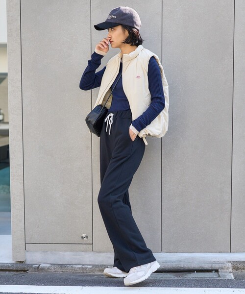 ★国内在庫/即発可*BERSHKA*FADED ワイドスウェットパンツ/D★ Bershka(ベルシュカ) スウェットパンツ(メンズ) - 海外通販のBUYMA