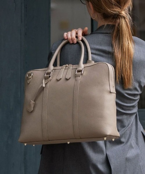 aちゃん♡　HAYNI ヘイニ 「 Roynel ロイネル 」 楽天市場】meme.さん×HAYNI コラボ 本革 トートバッグ