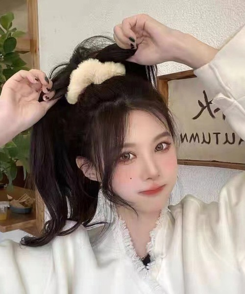 Miniministore（ミニミニストア）の「シュシュ 7本セット秋冬ヘアアクセサリー（シュシュ・レディース・イエロー/モカ/グリーン/ピンク/アイボリー/グレー・FREE）」の8枚目の写真