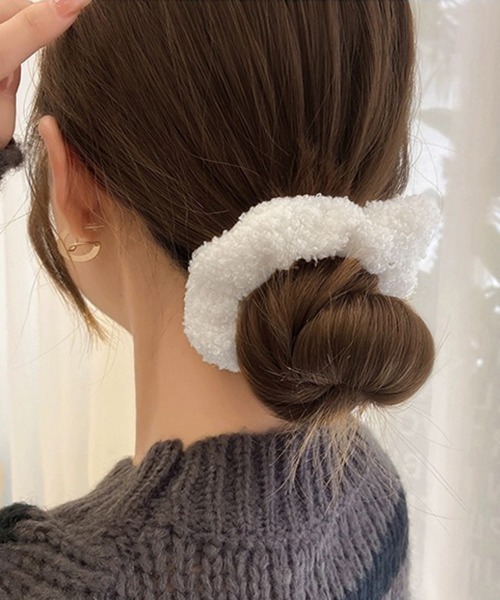 Miniministore（ミニミニストア）の「シュシュ 7本セット秋冬ヘアアクセサリー（シュシュ・レディース・イエロー/モカ/グリーン/ピンク/アイボリー/グレー・FREE）」の11枚目の写真