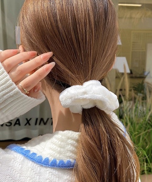 Miniministore（ミニミニストア）の「シュシュ 7本セット秋冬ヘアアクセサリー（シュシュ・レディース・イエロー/モカ/グリーン/ピンク/アイボリー/グレー・FREE）」の13枚目の写真