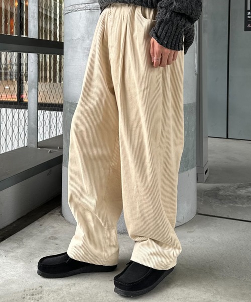 CIAOPANIC TYPY（チャオパニックティピー）の「コーデュロイワイドタックパンツ（その他パンツ・メンズ・アイボリー/チャコールグレー/ブラウン・MEDIUM/LARGE）」の4枚目の写真