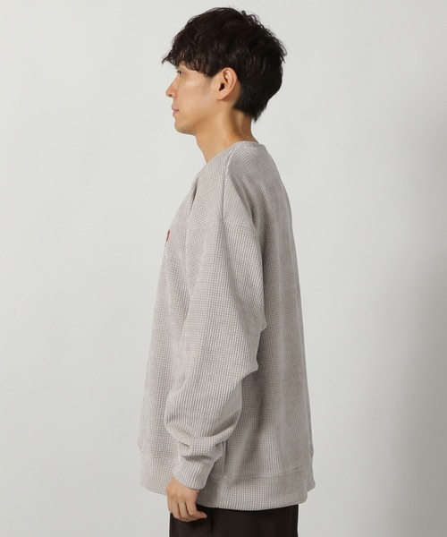 LAKOLE（ラコレ）の「カットモール刺繍プルオーバー / 147410（スウェット・メンズ・ブラック/ブルー/チェリーレッド/ライトグレー・LARGE/MEDIUM/X-LARGE）」の12枚目の写真