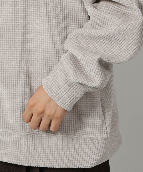 LAKOLE（ラコレ）の「カットモール刺繍プルオーバー / 147410（スウェット・メンズ・ブラック/ブルー/チェリーレッド/ライトグレー・LARGE/MEDIUM/X-LARGE）」の16枚目の写真