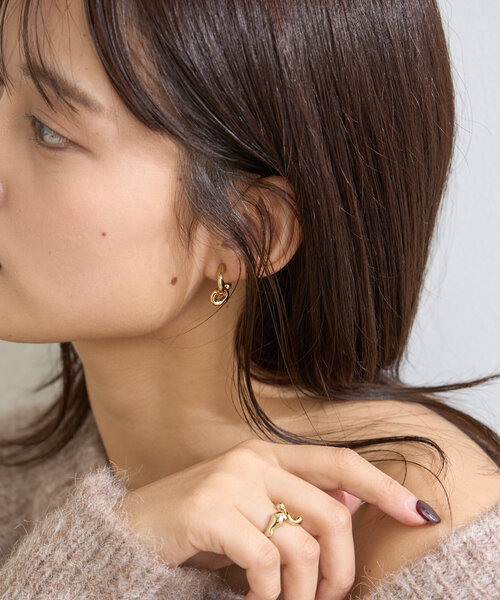 Kastane（カスタネ）の「*【fiw.】ツイストイヤリング（イヤリング・レディース・シルバー/ゴールド・FREE）」の6枚目の写真