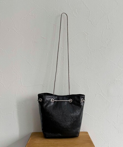 fredy emue（フレディエミュ）の「メタルフィルムミニバッグ（ハンドバッグ・レディース・ブラック/シルバー・FREE）」の13枚目の写真