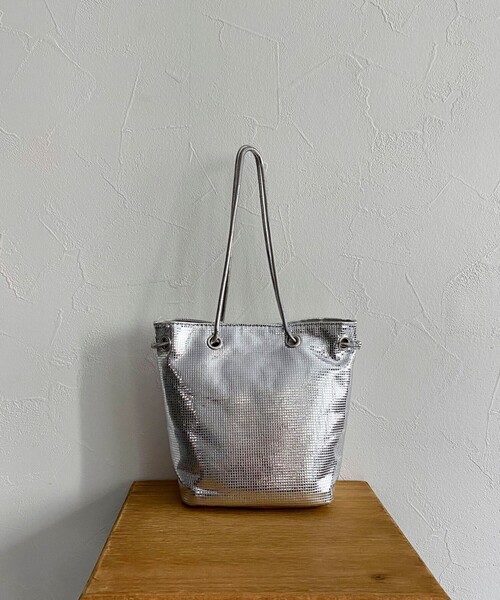 fredy emue（フレディエミュ）の「メタルフィルムミニバッグ（ハンドバッグ・レディース・ブラック/シルバー・FREE）」の20枚目の写真