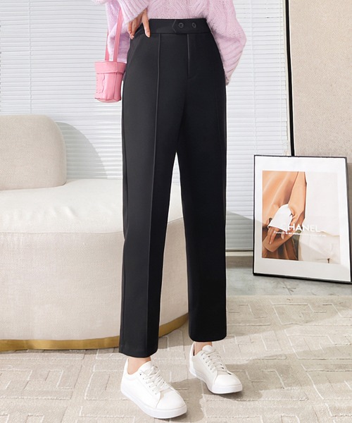LOWO(ロワ)の「ピンタックテーパードパンツ(その他パンツ・レディース・ベージュ/ブラック・M/S/2L/L)」の7枚目の写真