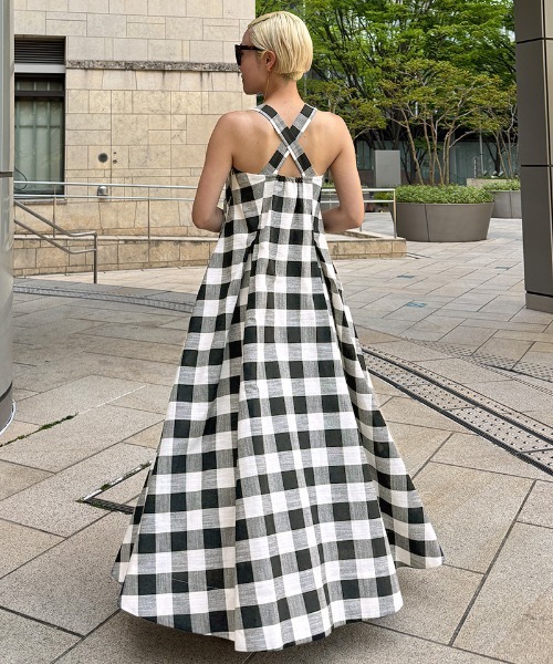 JENNE(ジェンヌ)の「リネン風大人チェックワンピース(ワンピース・レディース・ブラック・SMALL/MEDIUM/LARGE)」の7枚目の写真