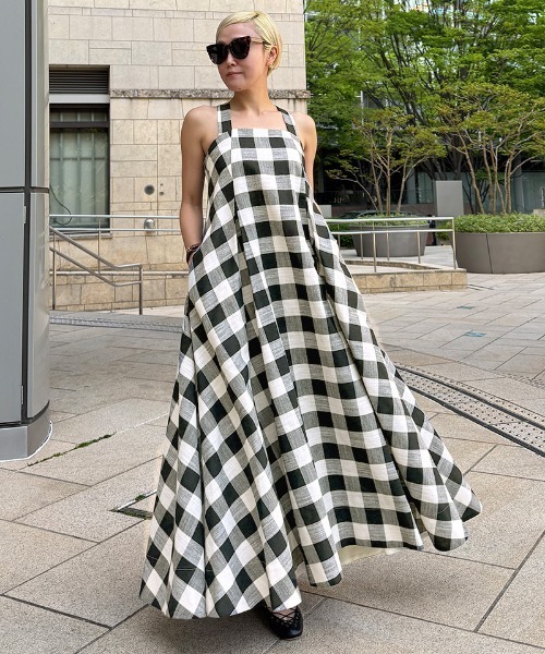 JENNE(ジェンヌ)の「リネン風大人チェックワンピース(ワンピース・レディース・ブラック・SMALL/MEDIUM/LARGE)」の10枚目の写真