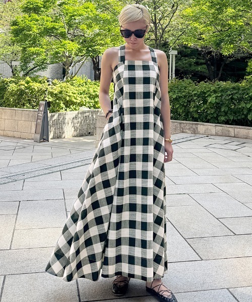 JENNE(ジェンヌ)の「リネン風大人チェックワンピース(ワンピース・レディース・ブラック・SMALL/MEDIUM/LARGE)」の11枚目の写真