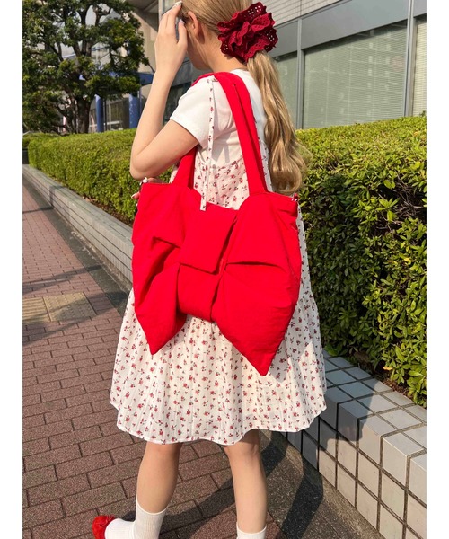 WC（ダブル シー）の「パテッドリボンショルダーバッグ（ショルダーバッグ・レディース・アイボリー/ブラック/レッド・FREE）」の13枚目の写真