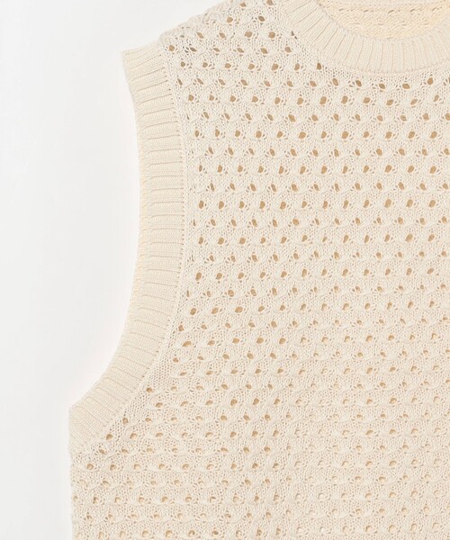 BEAMS(ビームス)の「メッシュ ニット ベスト(ニット/セーター・メンズ・ブラック/ナチュラル・LARGE/MEDIUM/SMALL)」の15枚目の写真