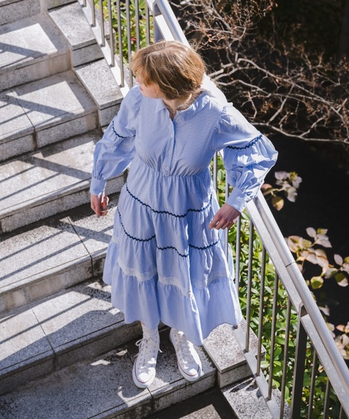 idem（イデム）の「waving stripe onepiece / ティアードストライプ