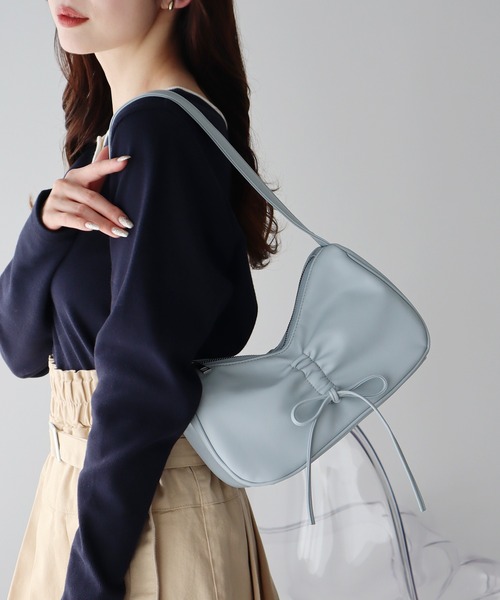 earth music&ecology(アースミュージックアンドエコロジー)の「リボンドロストハンドバッグ(ハンドバッグ・レディース・ブルー系その他/ブラウン/レッド・FREE)」の3枚目の写真