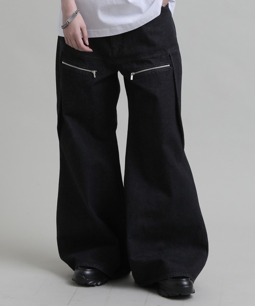 ELLUV（エルブ）の「【ELLUV/エルヴ】13ozヴィンテージデニム ジップギミック サイドタックフレアパンツ（デニムパンツ・メンズ・ライトインディゴブルー/ブラック/グレー・S/L/M）」の2枚目の写真