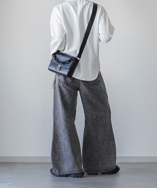 ELLUV（エルブ）の「【ELLUV/エルヴ】13ozヴィンテージデニム ジップギミック サイドタックフレアパンツ（デニムパンツ・メンズ・ライトインディゴブルー/ブラック/グレー・S/L/M）」の14枚目の写真