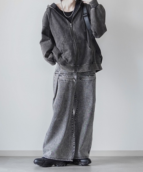 ELLUV（エルブ）の「【ELLUV/エルヴ】13ozヴィンテージデニム ジップギミック サイドタックフレアパンツ（デニムパンツ・メンズ・ライトインディゴブルー/ブラック/グレー・S/L/M）」の16枚目の写真