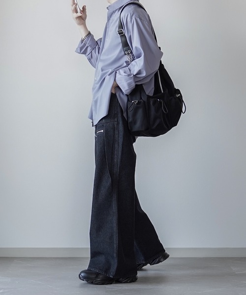 ELLUV（エルブ）の「【ELLUV/エルヴ】13ozヴィンテージデニム ジップギミック サイドタックフレアパンツ（デニムパンツ・メンズ・ライトインディゴブルー/ブラック/グレー・S/L/M）」の21枚目の写真