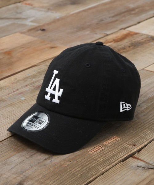 NEW ERA（ニューエラ）の「【NEW ERA(ニューエラ)】Casual Classic CAP（キャップ・メンズ・ブラック/ブルー/ホワイト・FREE）」の3枚目の写真