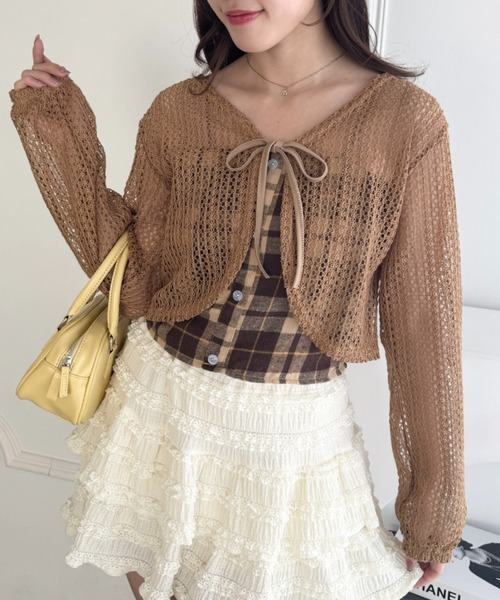Loueme(ルエム)の「【2点SET】チェックビスチェ+メッシュ編みカーディガン(アンサンブル・レディース・ホワイト/ブラウン・FREE)」の1枚目の写真