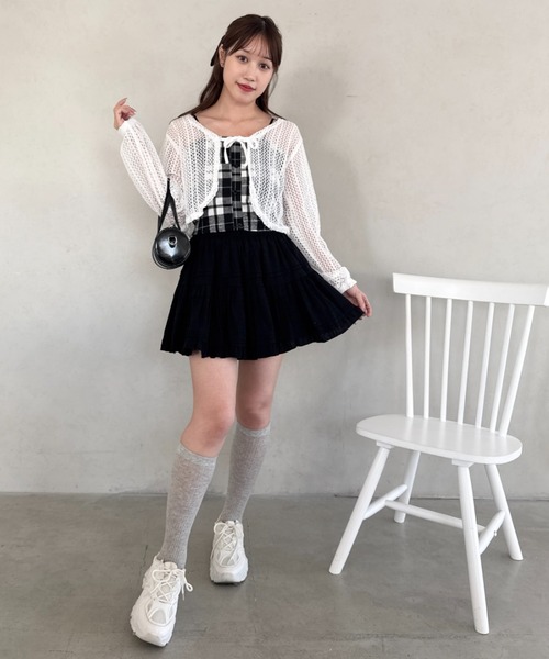 Loueme(ルエム)の「【2点SET】チェックビスチェ+メッシュ編みカーディガン(アンサンブル・レディース・ホワイト/ブラウン・FREE)」の16枚目の写真