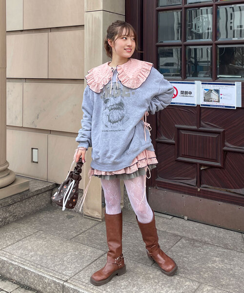 HELLO.SANFRANCISCO(ハローサンフランシスコ)の「【あや企画】【HELLO.SANFRANCISCO/ハローサンフランシスコ】配色ステッチフリルチュニック(チュニック・レディース・ピンク/ホワイト/ブラック・ONE SIZE)」の14枚目の写真