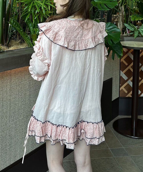 HELLO.SANFRANCISCO(ハローサンフランシスコ)の「【あや企画】【HELLO.SANFRANCISCO/ハローサンフランシスコ】配色ステッチフリルチュニック(チュニック・レディース・ピンク/ホワイト/ブラック・ONE SIZE)」の20枚目の写真