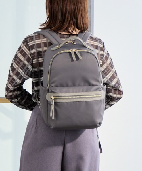 ace.（エース）の「ビジネスリュック ラポルテム A4サイズ収納 13.3inchPC収納 68521（ビジネスバッグ・レディース・ブラック/ベージュ/グレー・FREE）」の3枚目の写真