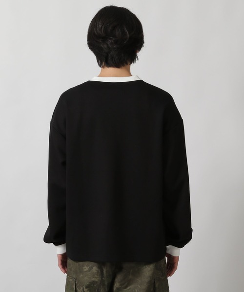 ビアズリー ブークレダンボールプルオーバー Vネックベスト　ブラック FRED PERRY（フレッドペリー）の「Classic V-Neck Tank（ベスト