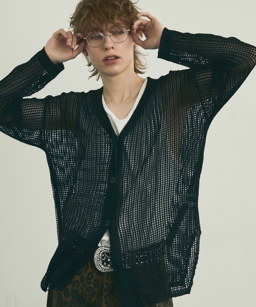 Shoowtime(ショウタイム)の「Big silhouette knit loose sheer cardigan / ビッグシルエットニットルーズシアーカーディガン(カーディガン/ボレロ・メンズ・ブラック/オフホワイト・MEDIUM/LARGE/X-LARGE)」の2枚目の写真