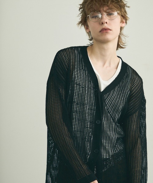 Shoowtime(ショウタイム)の「Big silhouette knit loose sheer cardigan / ビッグシルエットニットルーズシアーカーディガン(カーディガン/ボレロ・メンズ・ブラック/オフホワイト・MEDIUM/LARGE/X-LARGE)」の19枚目の写真