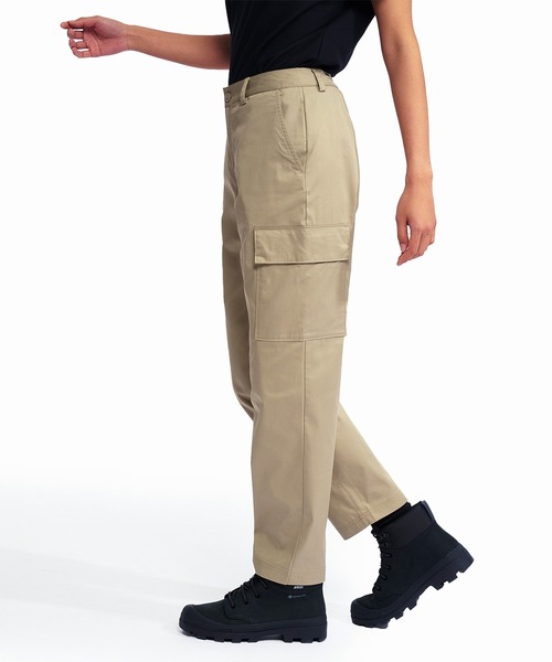 AIGLE(エーグル)の「COOLMAX 接触冷感 速乾 ドライ テーパードカーゴパンツ(カーゴパンツ・レディース・ベージュ/モスグリーン・40/38/36/34)」の22枚目の写真