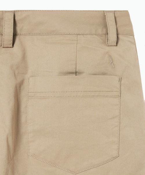 AIGLE(エーグル)の「COOLMAX 接触冷感 速乾 ドライ テーパードカーゴパンツ(カーゴパンツ・レディース・ベージュ/モスグリーン・40/38/36/34)」の16枚目の写真