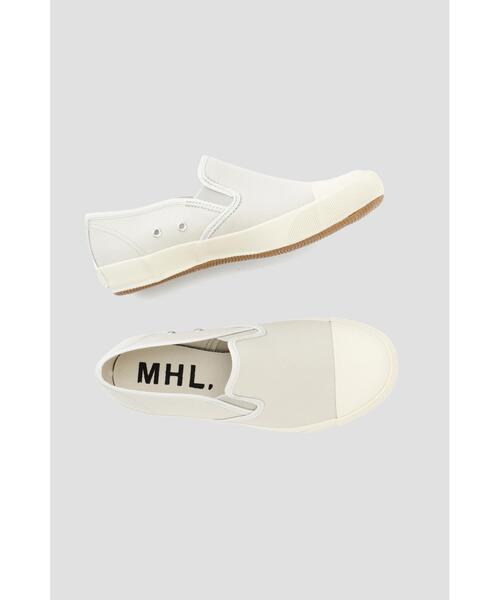 MHL.(エムエイチエル)の「SLIPON SHOE(スリッポン・レディース・ホワイト系その他3/ブラック・23.0/25.0/24.0)」の2枚目の写真