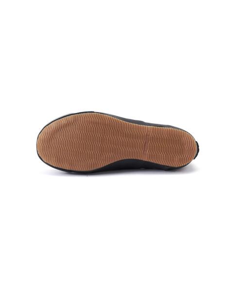 MHL.(エムエイチエル)の「SLIPON SHOE(スリッポン・レディース・ホワイト系その他3/ブラック・23.0/25.0/24.0)」の14枚目の写真