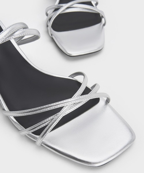 CHARLES & KEITH アシンメトリースクエアトゥトゥリングサンダル 2025-L4-CK1-60920392-1-01-1.jpg