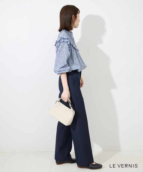 LE VERNIS(ル・ベルニ)の「LE VERNIS/ル ベルニ Sculpture boxy 244-210501(ショルダーバッグ・レディース・アイボリー/ブラウン・FREE)」の4枚目の写真