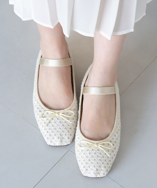 JELLY BEANS(ジェリービーンズ)の「【ひんやりパンプス】スクエアソフトストラップバレエシューズ【Made in Japan】(113-52013)JELLY BEANS(ジェリービーンズ)(バレエシューズ・レディース・シルバー/ブラック/アイボリー・23/24/22.5/23.5/24.5)」の1枚目の写真