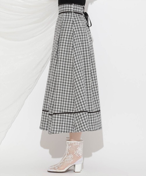 WILLSELECTION（ウィルセレクション）の「パイピングデザインタックスカート（スカート・レディース・ブルー系その他/レッド系その他/ブラック系その他・FREE）」の5枚目の写真