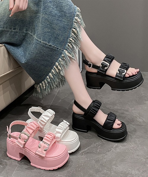 Lace Ladies(レースレディース)の「ギャザー ダブルベルト バックストラップ 厚底 サンダル(サンダル・レディース・アイボリー/ブラック・23.5cm/24cm/24.5cm/23cm/22.5cm)」の12枚目の写真