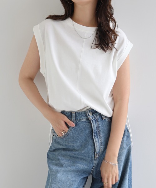 andme（アンドミー）の「シルケットライクサイドギャザーリボントップス（Tシャツ/カットソー・レディース・オフホワイト/ブルー系その他/ベージュ/ブラック・M）」の2枚目の写真