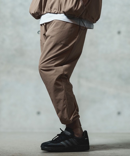 GLIMCLAP（グリムクラップ）の「mp13549- Mini-ripstop nylon fabric jogger pants ジョガーパンツ（その他パンツ・メンズ・ブラック/ベージュ・S/M/L）」の17枚目の写真