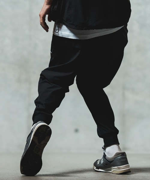 GLIMCLAP（グリムクラップ）の「mp13549- Mini-ripstop nylon fabric jogger pants ジョガーパンツ（その他パンツ・メンズ・ブラック/ベージュ・S/M/L）」の6枚目の写真